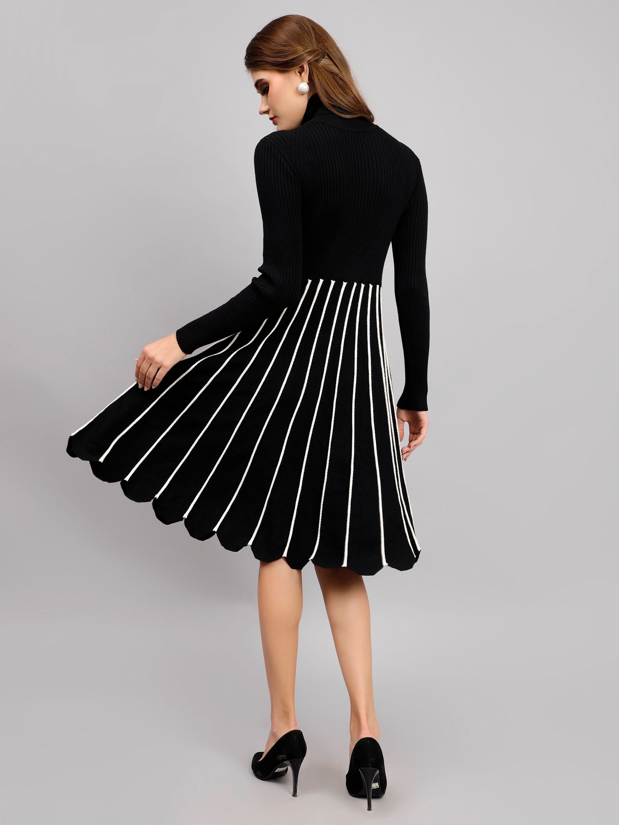 Elegant Winter Scallop Dress