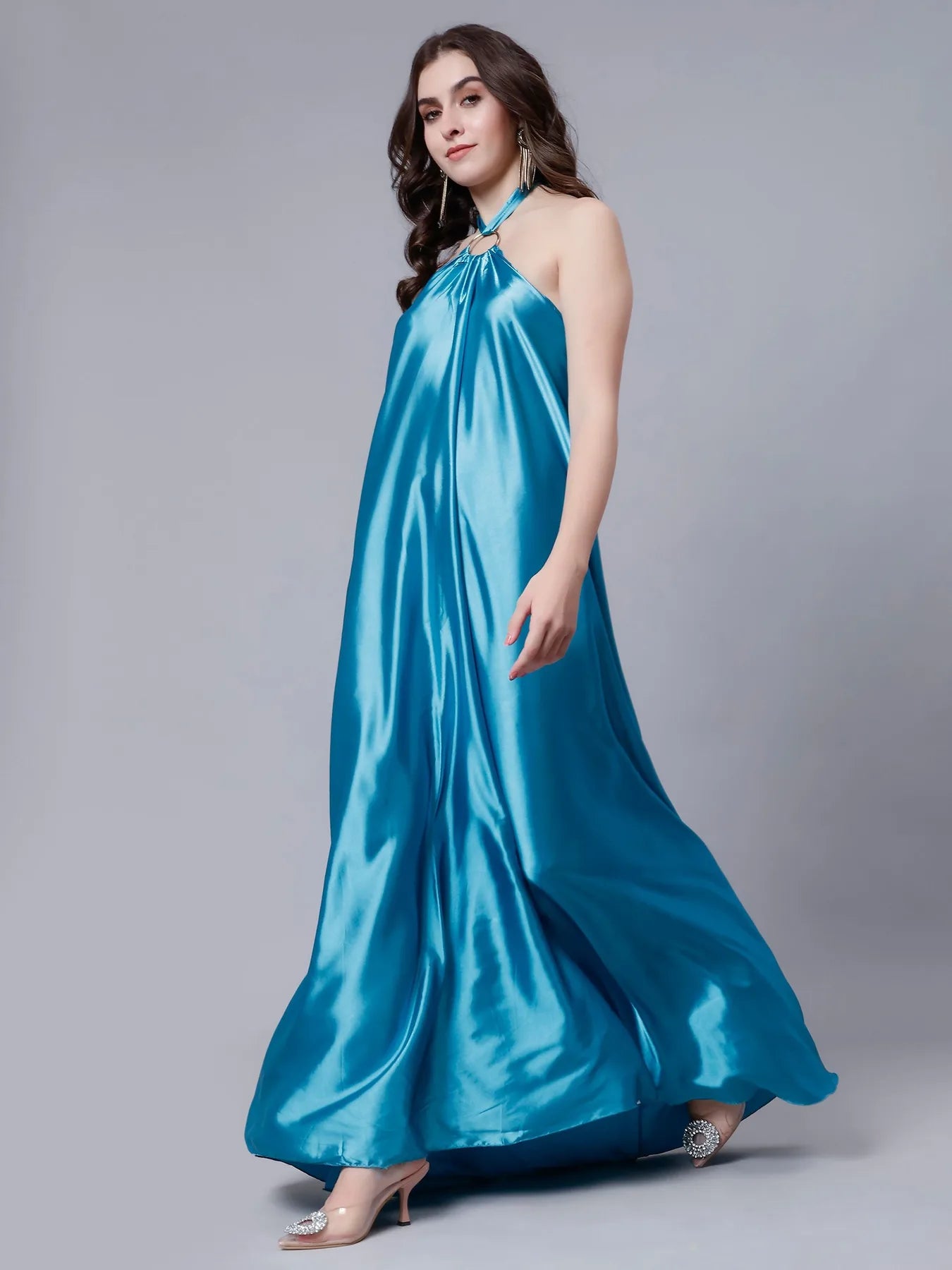 Elegant Flowy Maxi Dress – ANNY