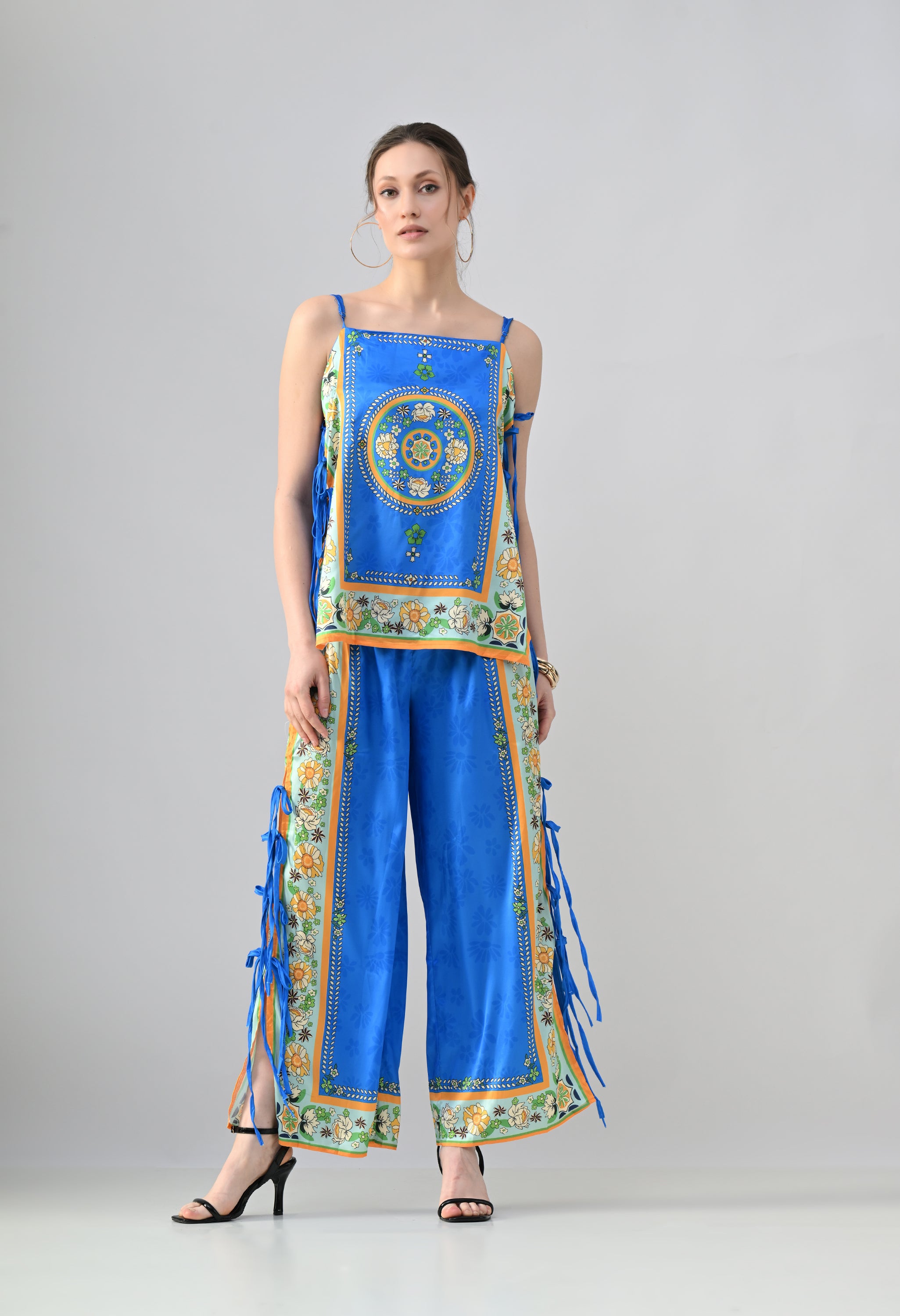 Tie-Side Detail Co-Ord Set