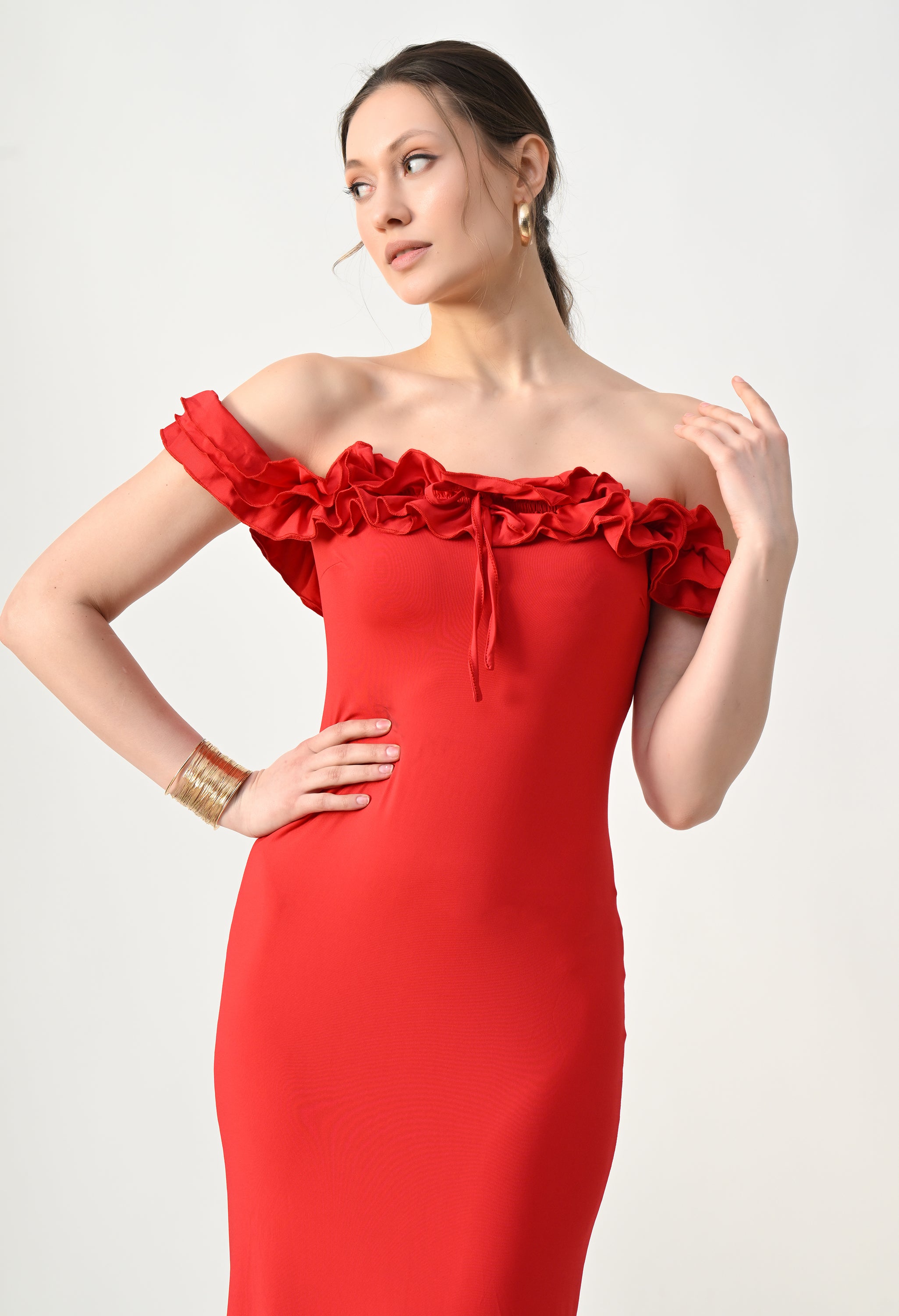 Off-Shoulder Ruffle Maxi Dress