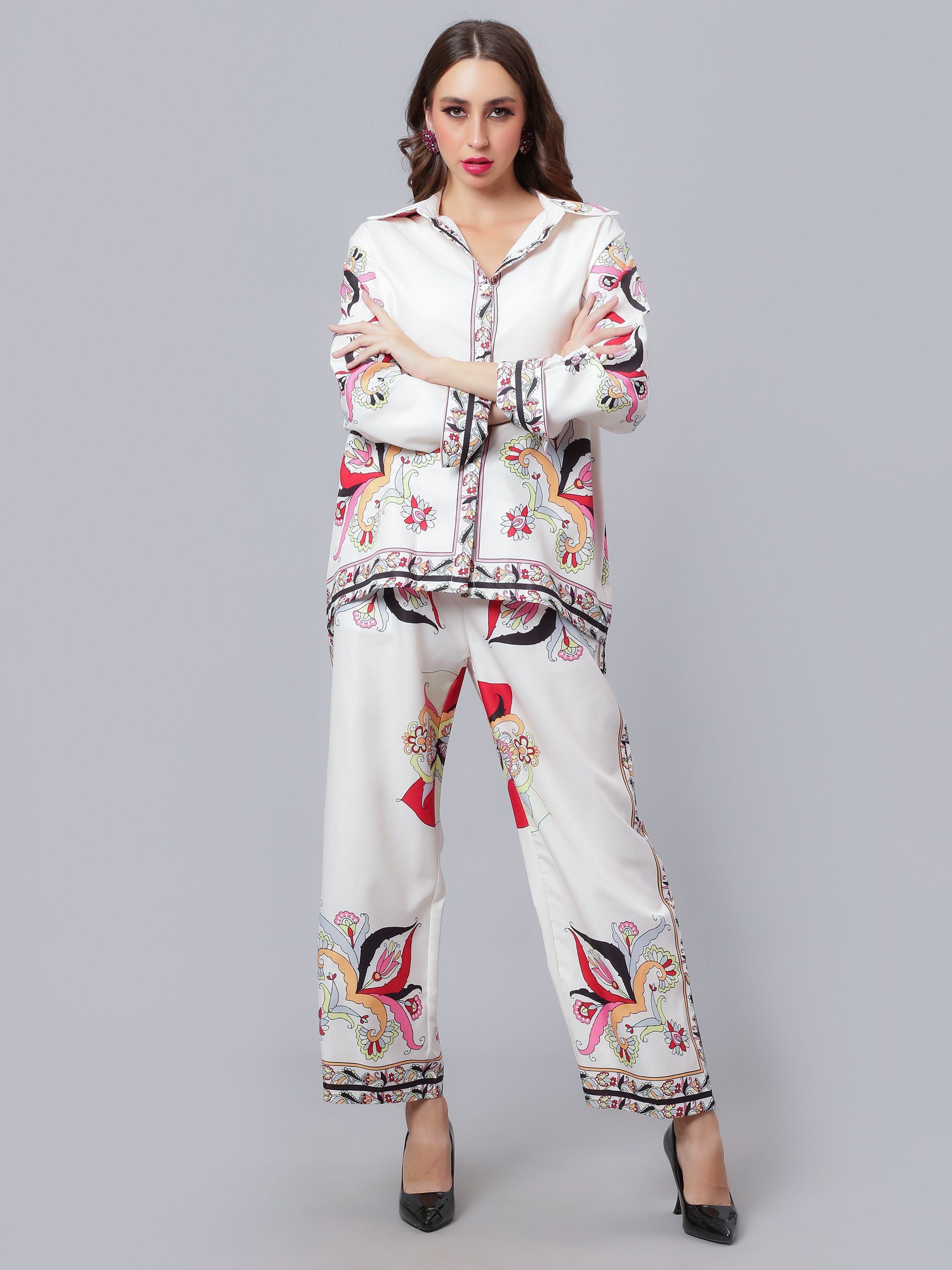 Geometric Floral Pattern Two-Piece Set
