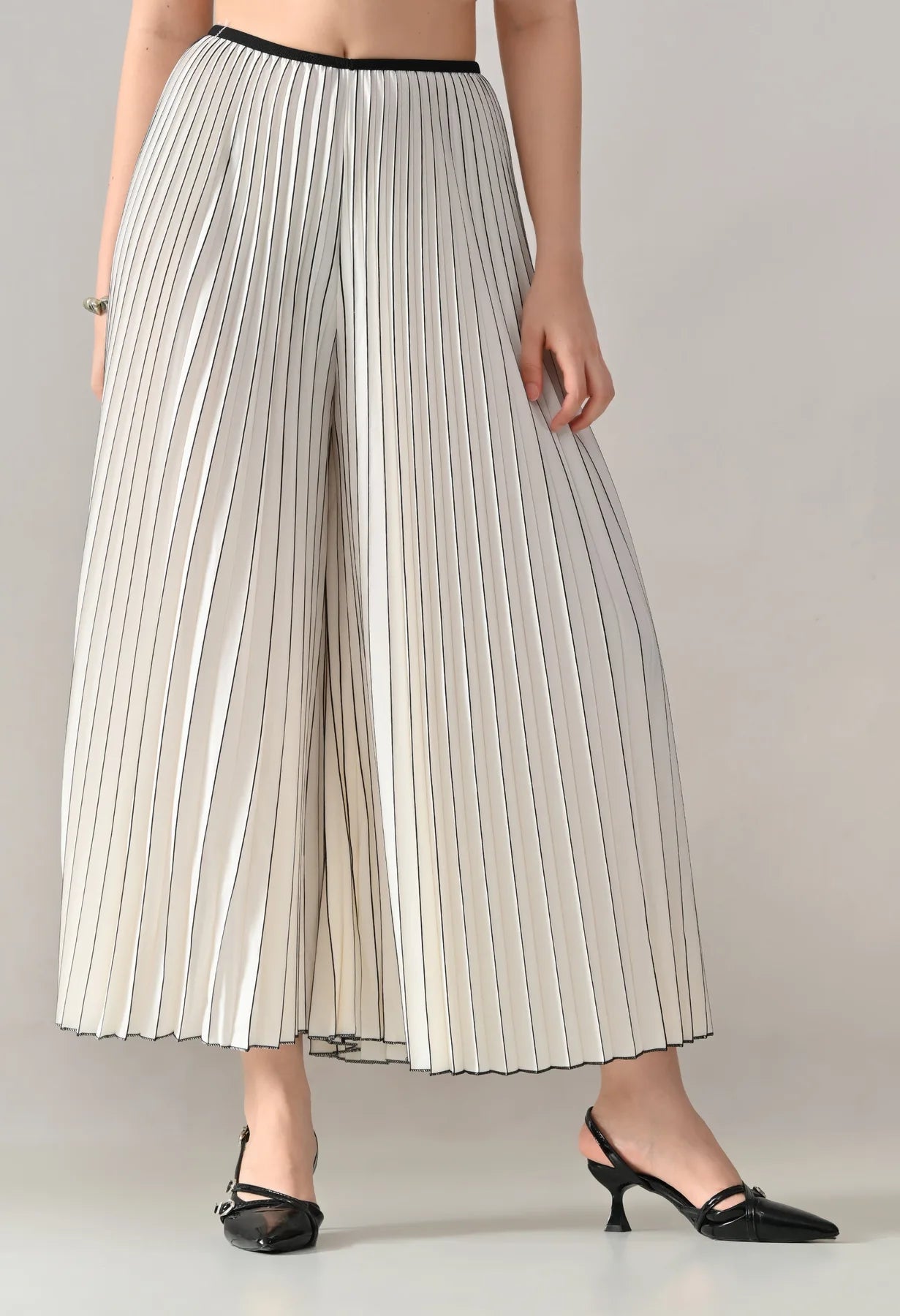 Textura Pleated Two-Piece Set