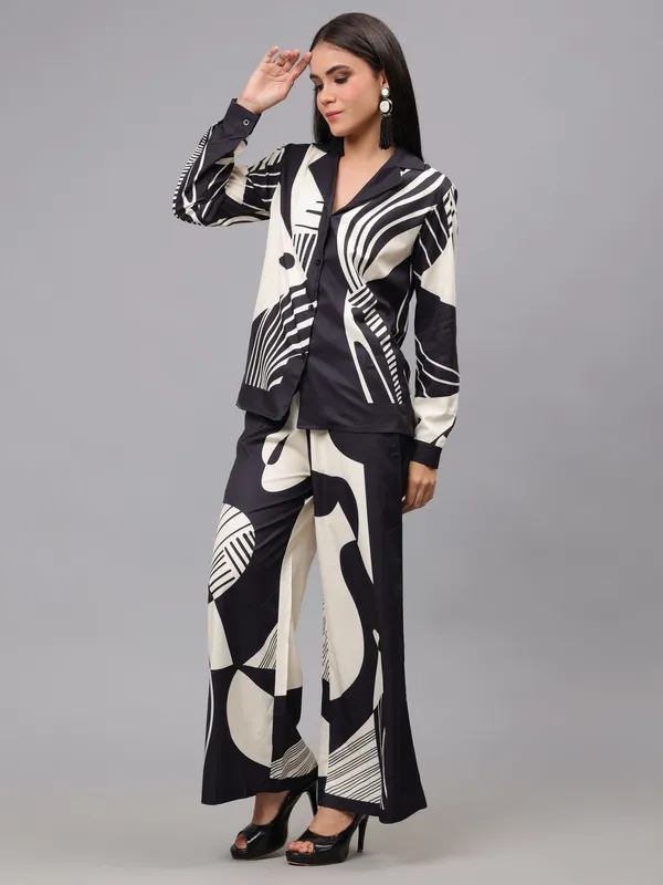 Order Abstract Printed Two-Piece Set S Black Online