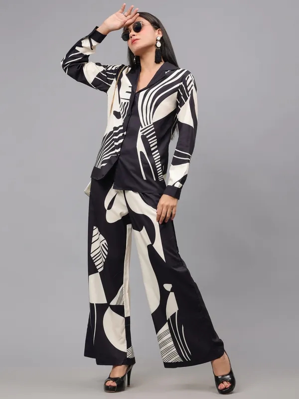 Buy Abstract Printed Two-Piece Set S Black