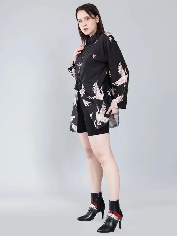 Buy Stylish Crane Print Oversized Shirt M Black Online