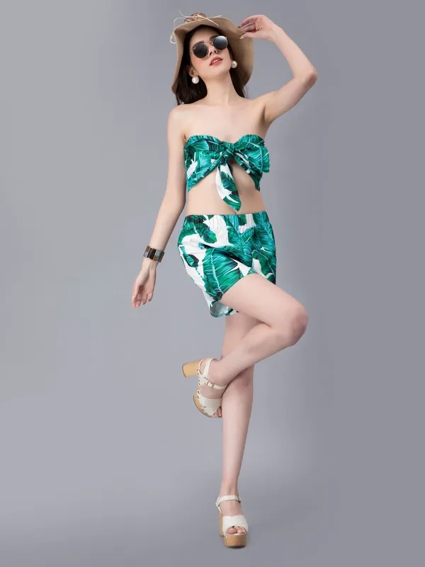 Buy Stylish Front Knot Tube Top and Shorts Set M Green Online