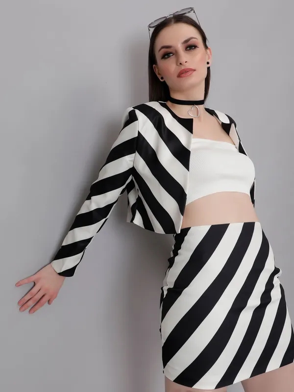 Elegant Striped Two Piece Set S Black-White