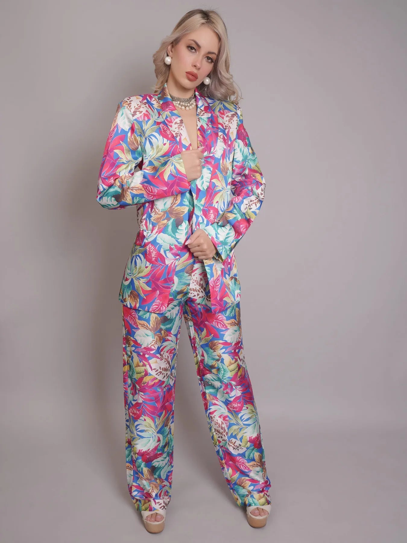 Floral Printed Pant Suit