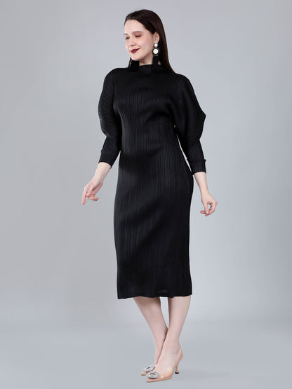 Jewel Neck Pleated Dress