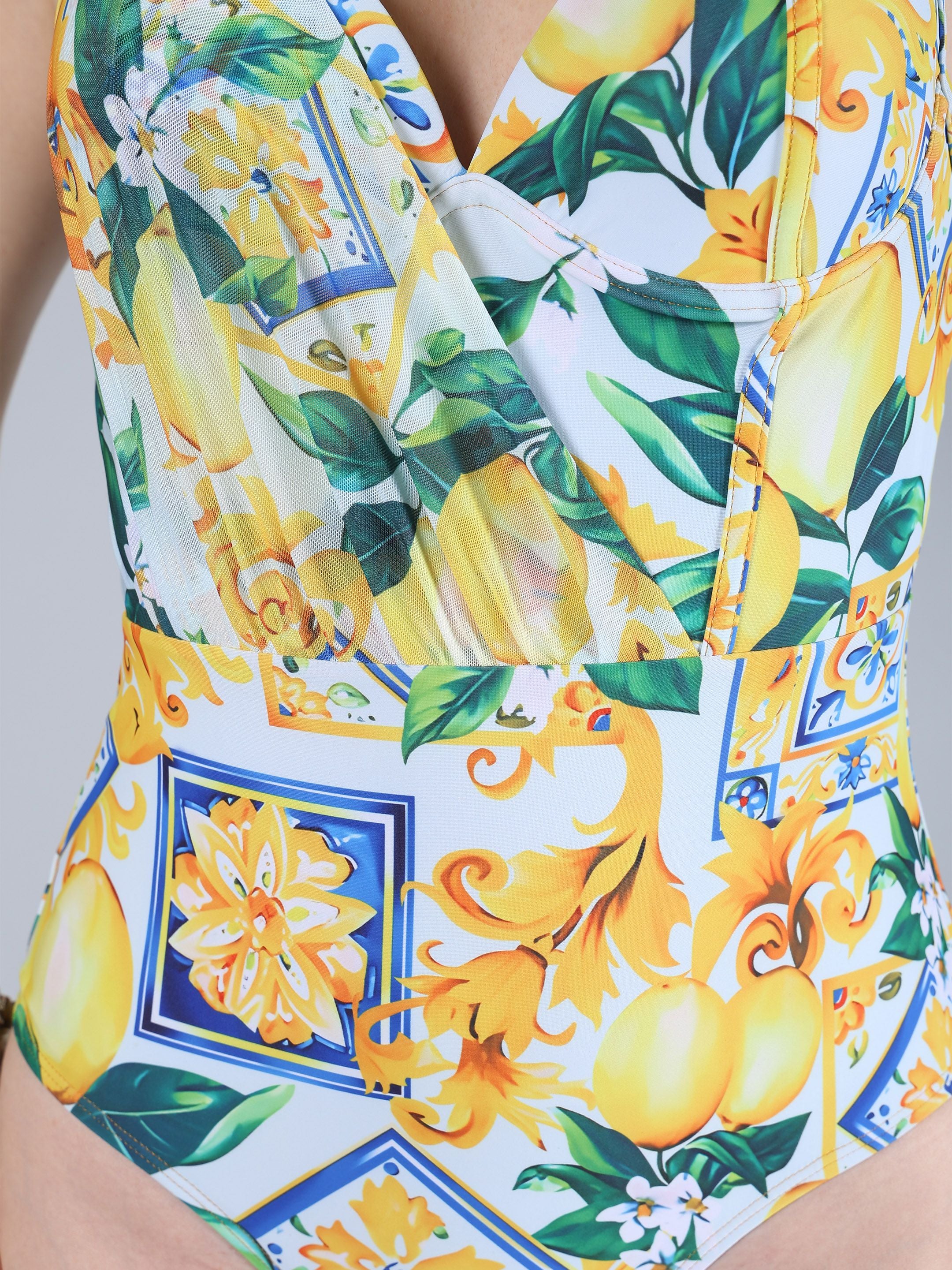 Paradise Monokini With Sarong