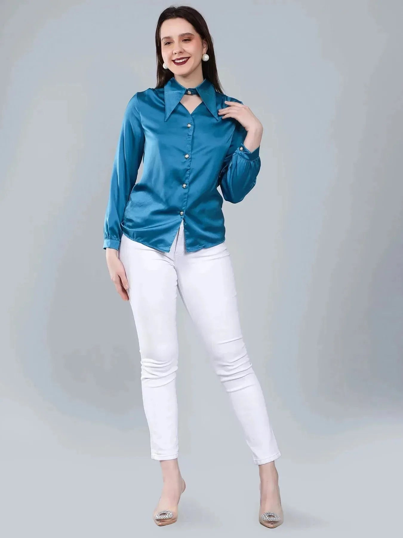 Swallowed-Tailed Collar Shirt