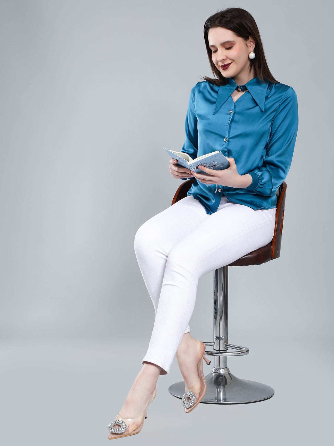 Swallowed-Tailed Collar Shirt