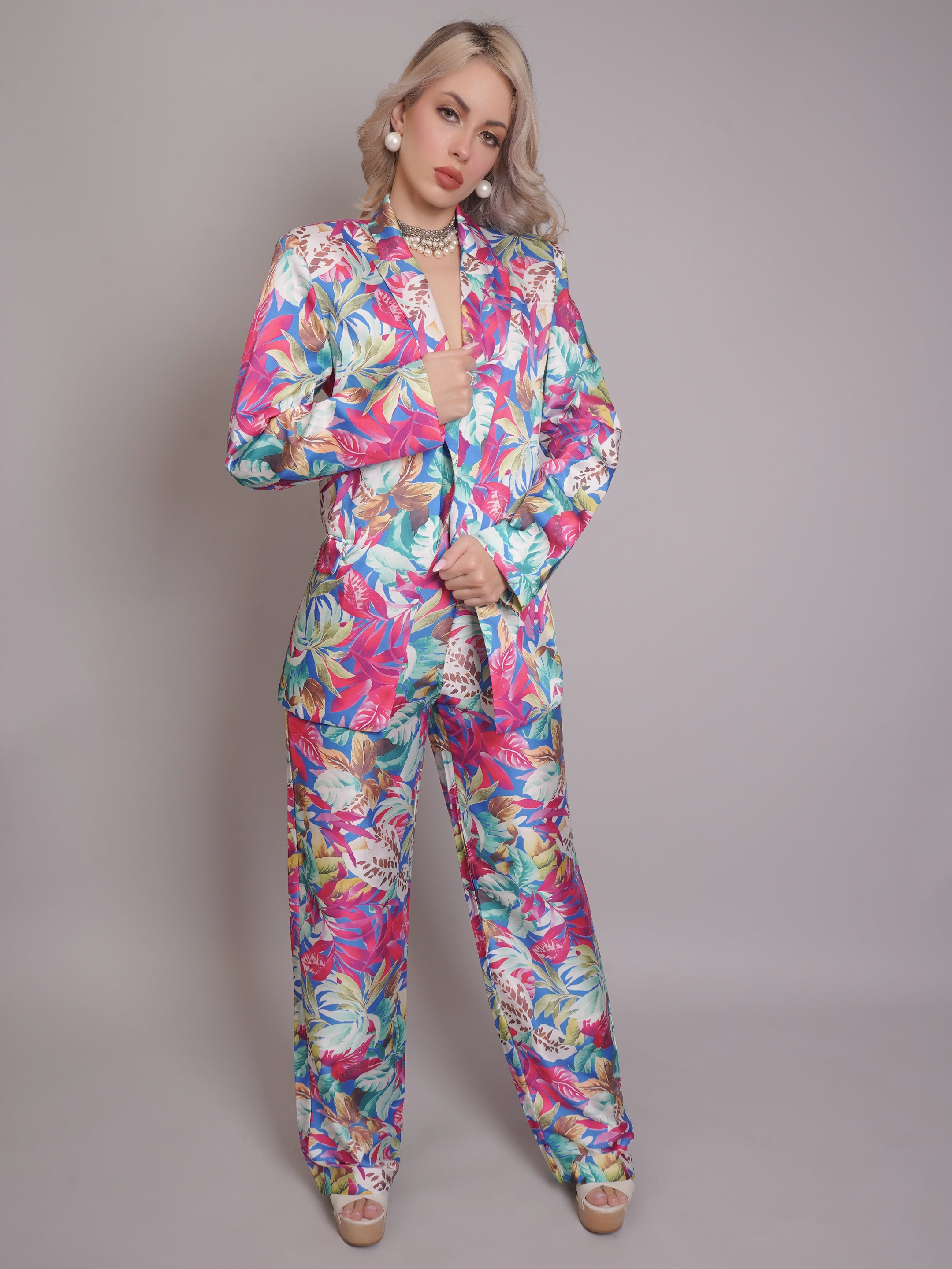 Floral Printed Pant Suit