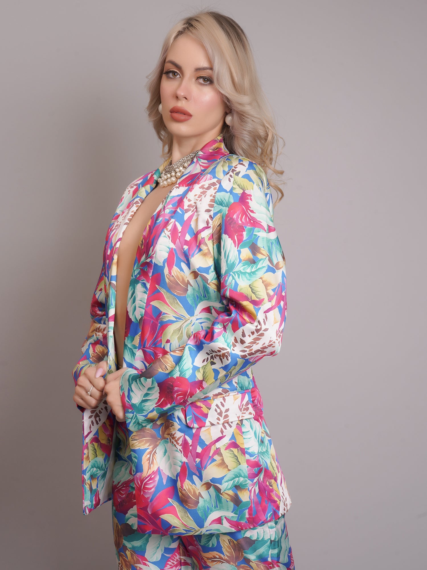 Floral Printed Pant Suit