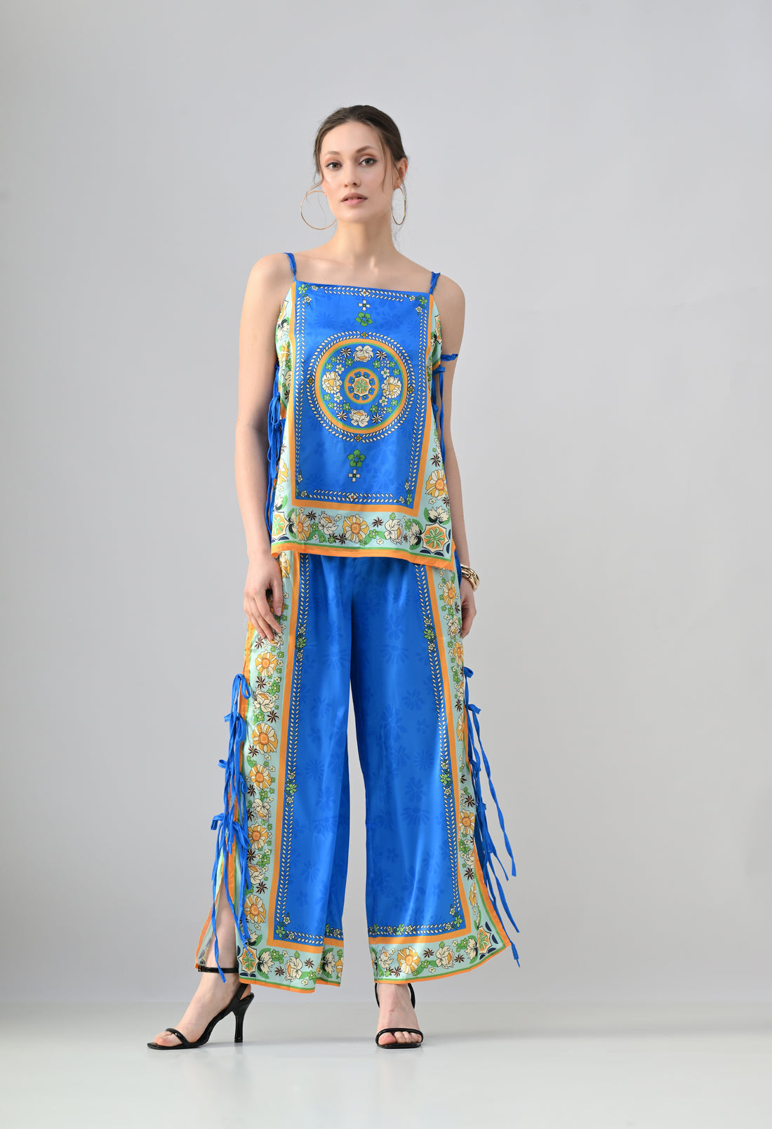 Tie-Side Detail Co-Ord Set