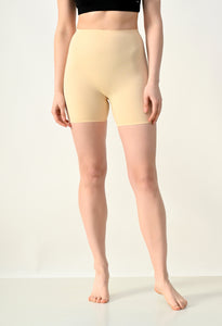 Seamless Shaping Under Shorts