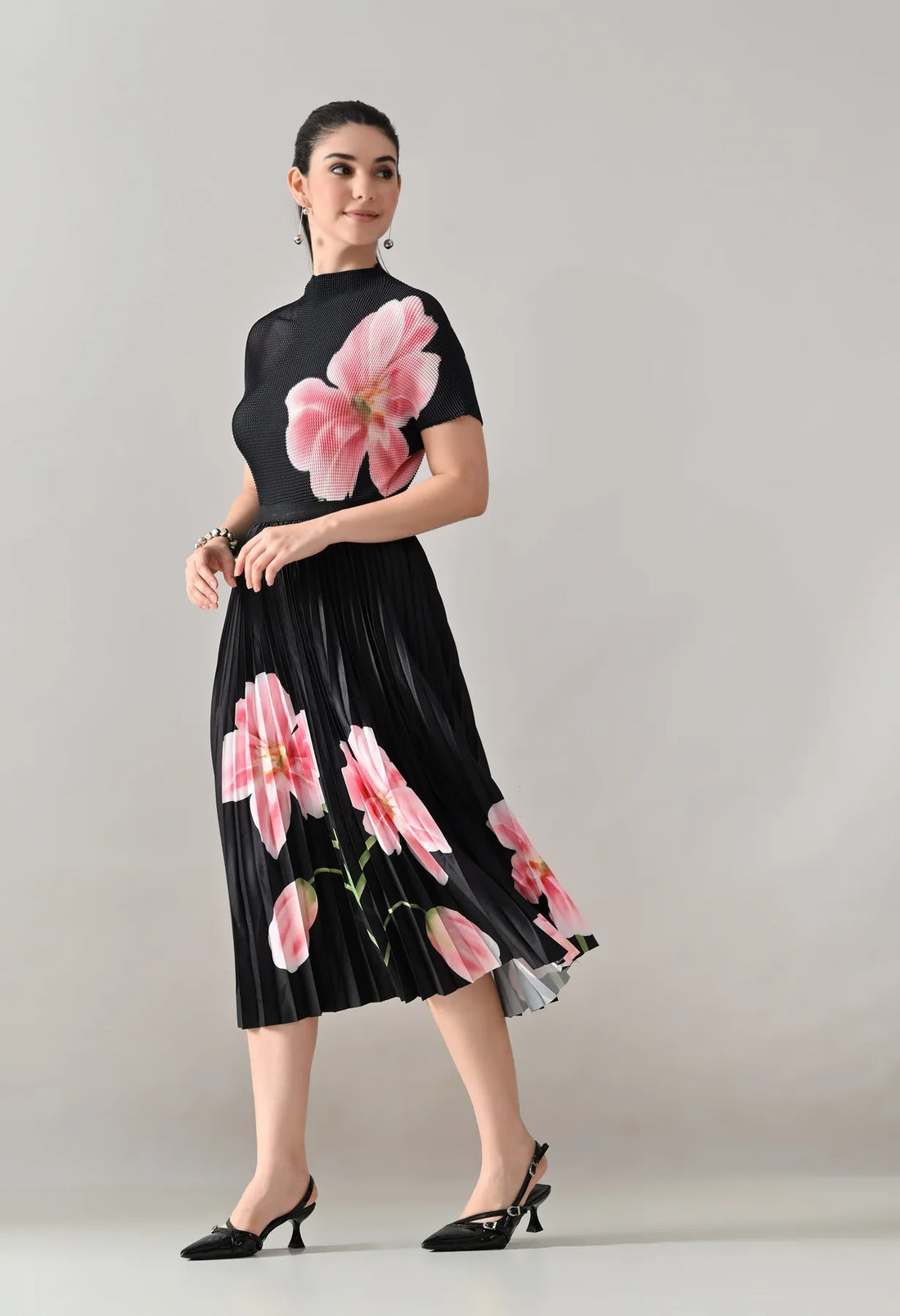 Floral Printed Pleated Two-Piece Set