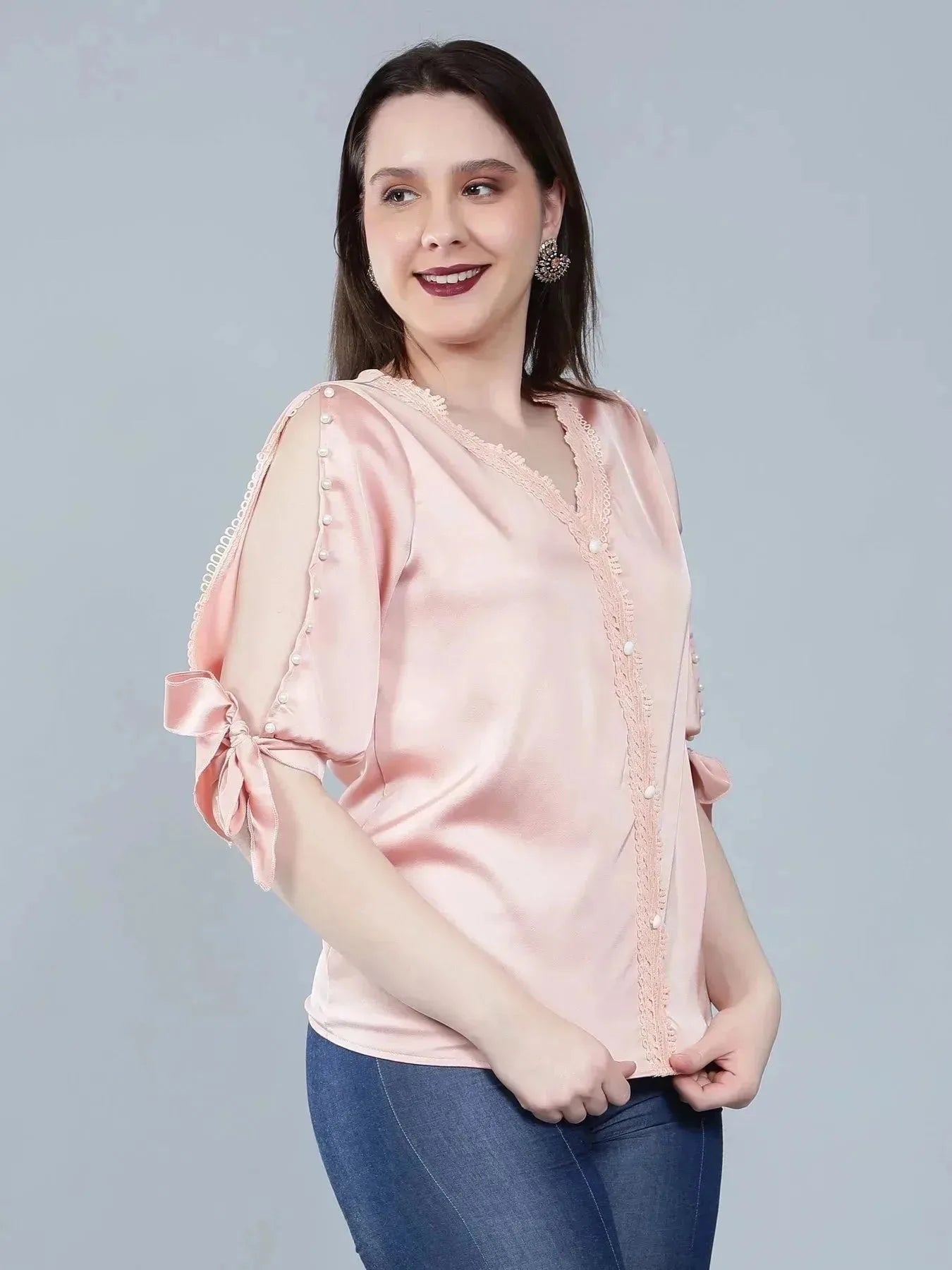 Pearl Knotted Slit Sleeve Blouse