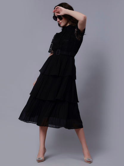 Lace Patchwork Pleated Dress