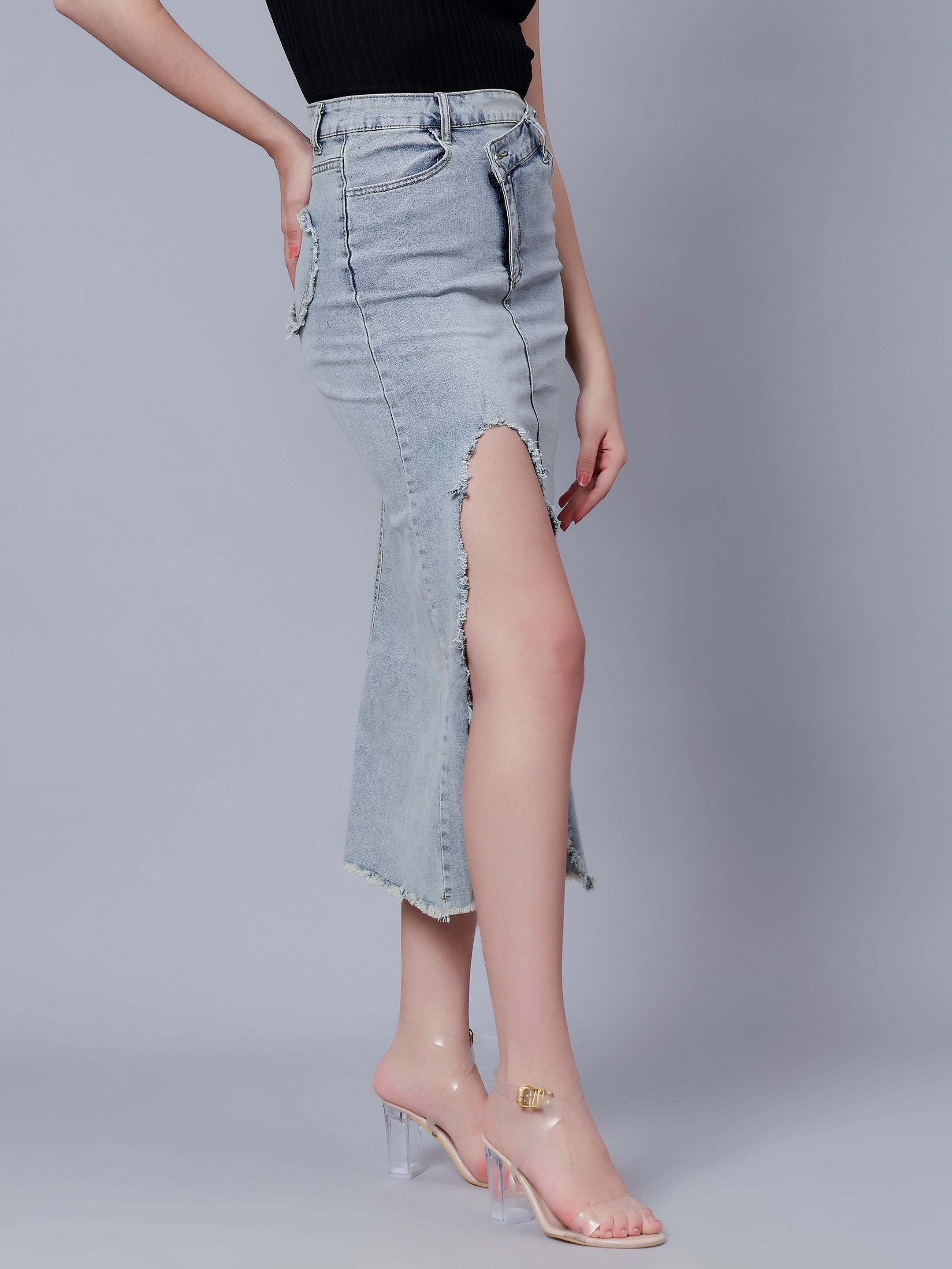 High-Rise Slit Frayed Denim Skirt
